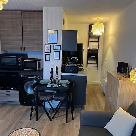 Confortable Aux Portes De Bordeaux Et Médoc Appartamento *