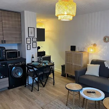 Confortable Aux Portes De Bordeaux Et Médoc Appartamento Ludon-Médoc