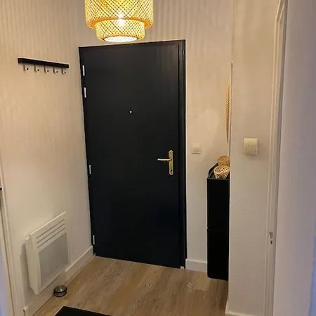 Confortable Aux Portes De Bordeaux Et Medoc Apartment