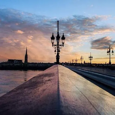Confortable Aux Portes De Bordeaux Et Médoc Appartamento